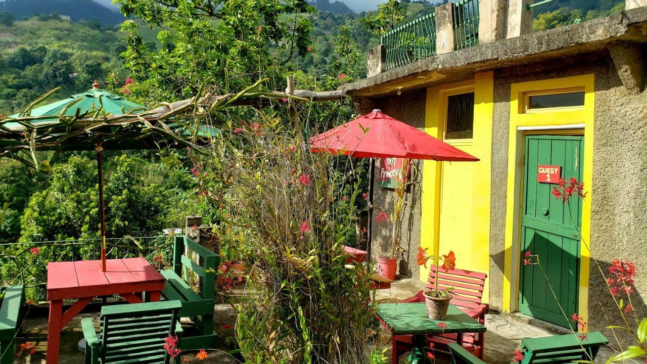 Prince Valley Guesthouse Irish Town Екстер'єр фото